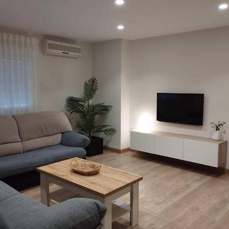 Apartamento Turistico Palacio De Los Deportes グラナダ エクステリア 写真